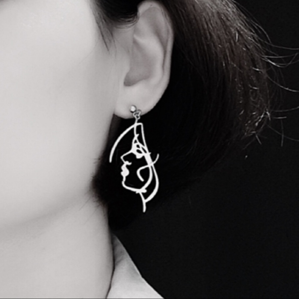 Minimalist Art Portrait Drop Earrings - Picture 4 of 6